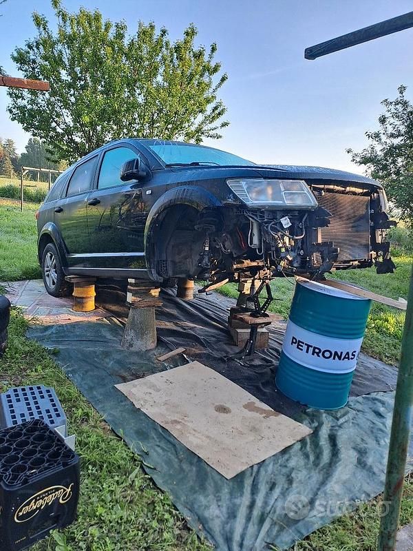 Usata Fiat Freemont 170 CV (125 kW) 2013 Nero SUV