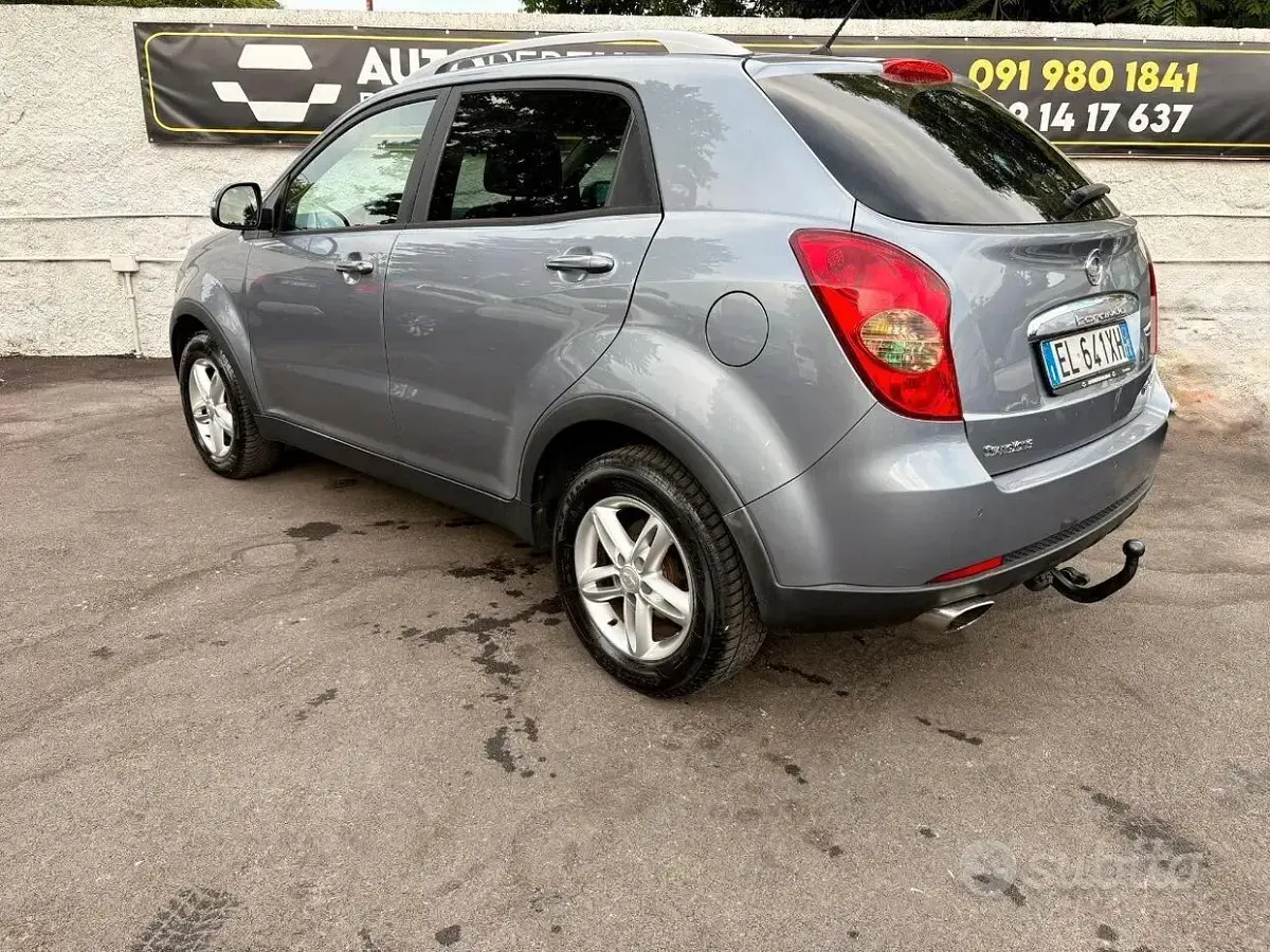 Usata SsangYong Korando 175 CV (128 kW) 2012 Grigio SUV