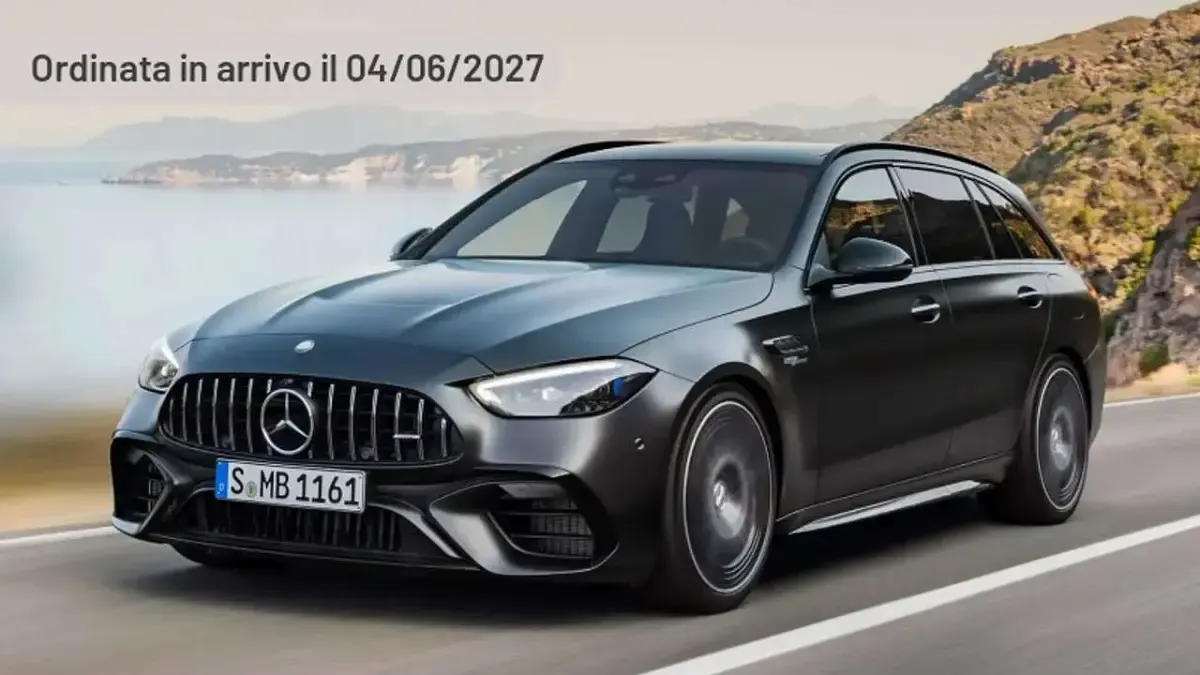 Usata Mercedes C43 AMG Premium Plus 421 CV (309 kW) 2024 Argento Station wagon