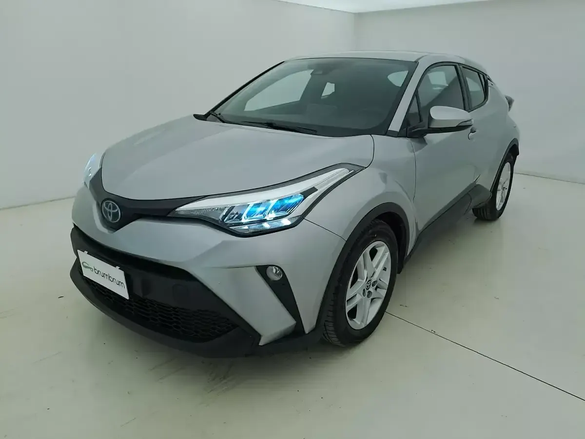 Usata Toyota C-HR Business Edition 122 CV (89 kW) 2022 Argentoargento SUV