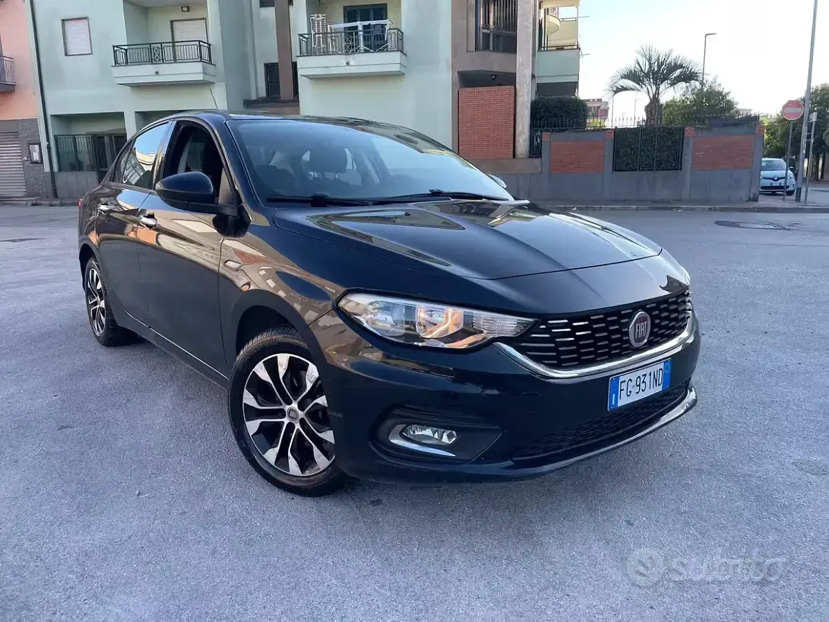 Usata Fiat Tipo 95 CV (69 kW) 2016 Bluazzurro Berlina