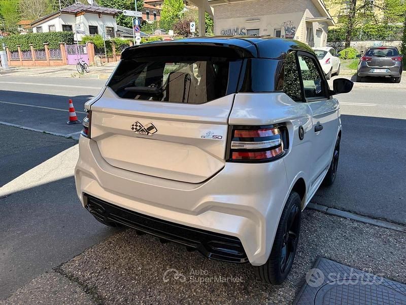 Nuova Ligier JS50 2026 Utilitaria