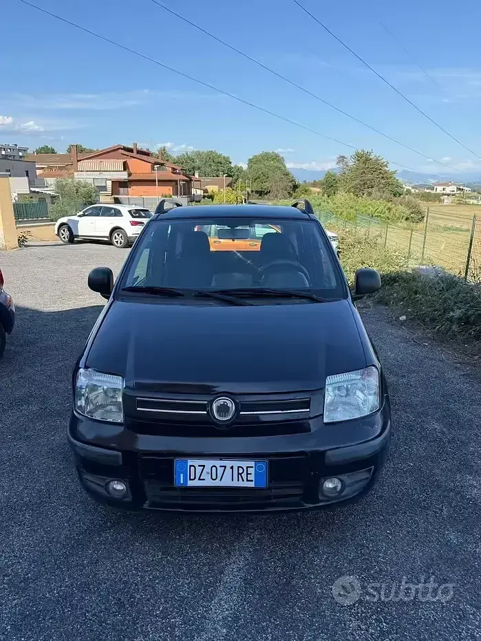 Usata Fiat Panda Dynamic 69 CV (50 kW) 2010 Nero Utilitaria