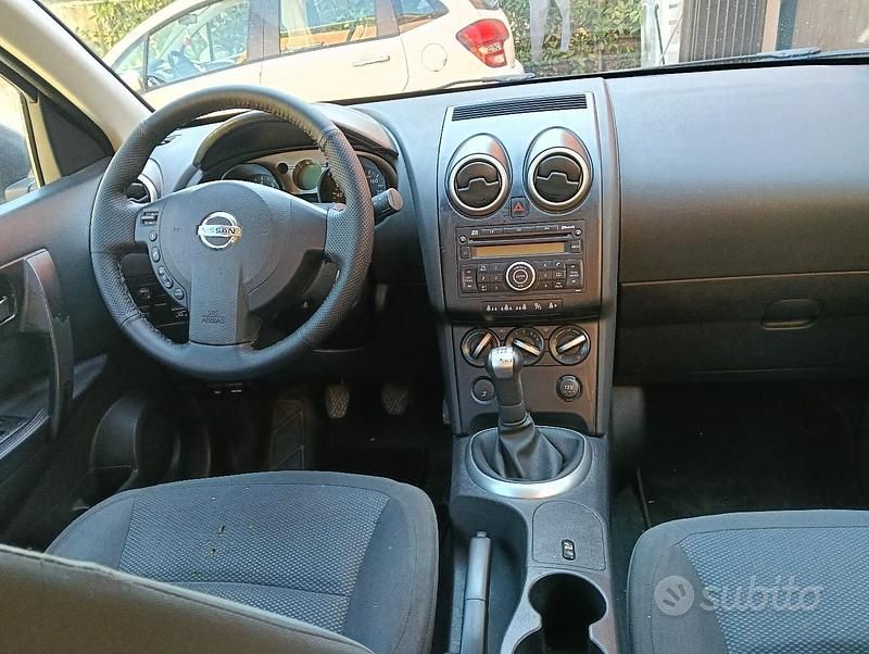 Usata Nissan Qashqai 114 CV (83 kW) 2008 Grigio SUV