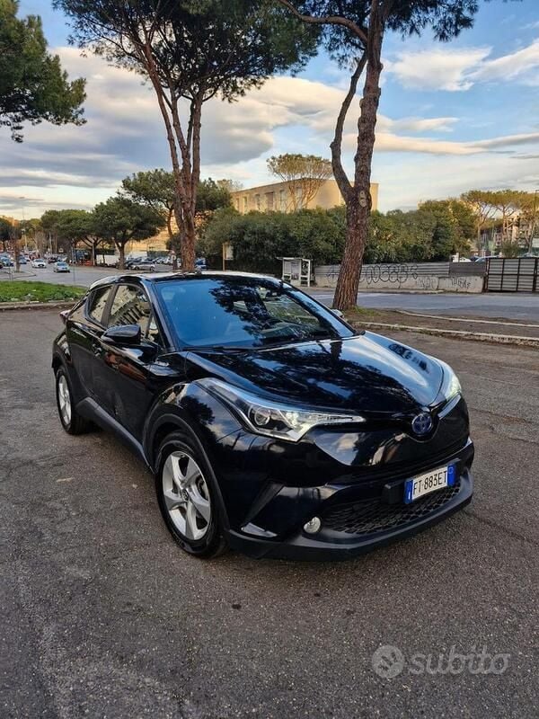 Nero Usata 2018 Toyota C-HR SUV | 15.900 € (Ottimo prezzo) - Immagine 1/4