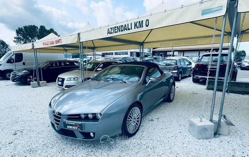Usata Alfa Romeo Spider Exclusive 200 CV (147 kW) 2007 Argento Cabrio