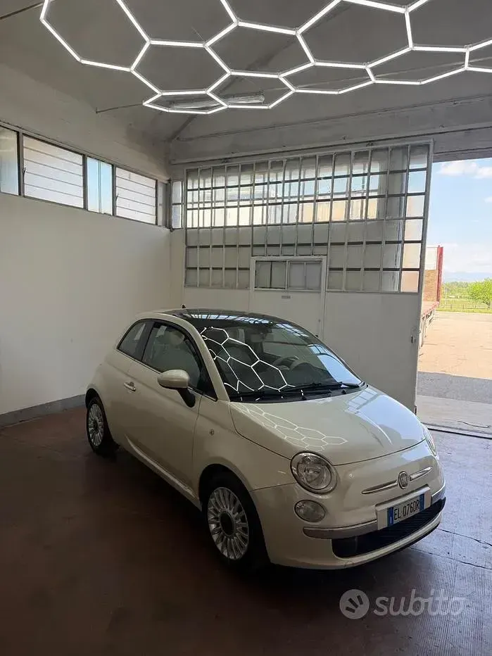 Usata Fiat 500 Lounge 69 CV (50 kW) 2011 Bianco Berlina
