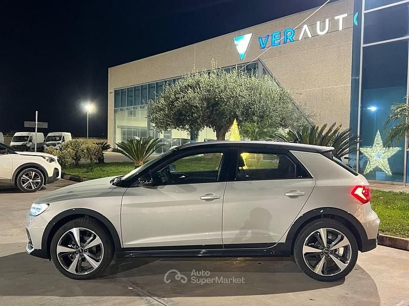 Nuova Audi A1 116 CV (85 kW) 2026 Argento SUV