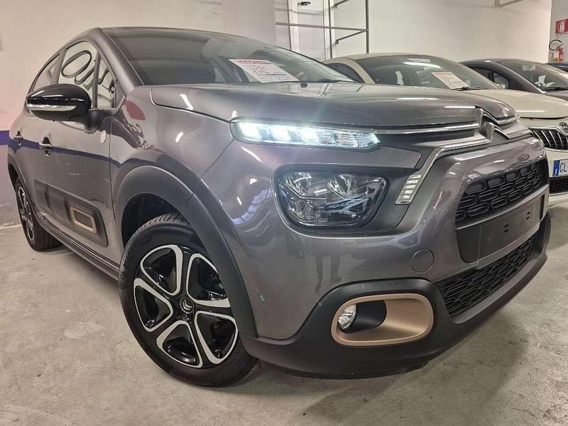 Usata Citroën C3 82 CV (60 kW) 2023 Grigio metallizzato Utilitaria