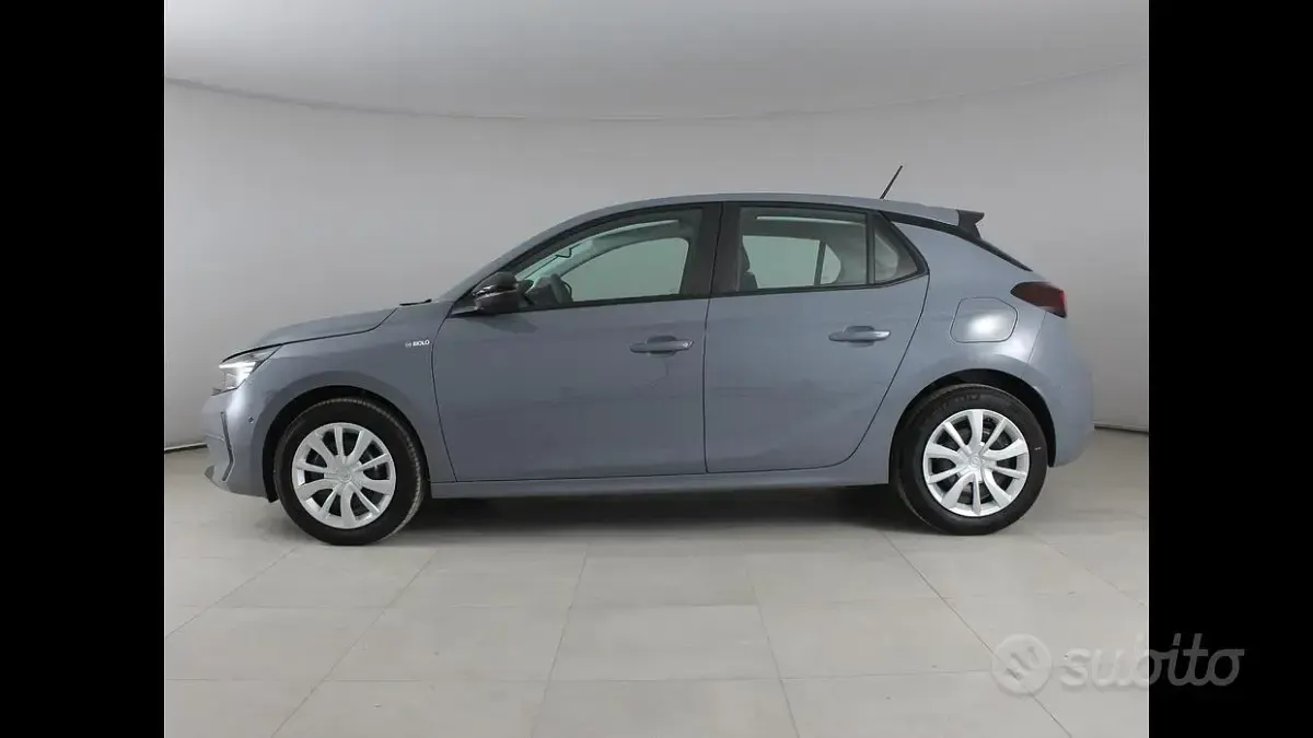 Usata Opel Corsa 75 CV (55 kW) 2024 Grigio Utilitaria