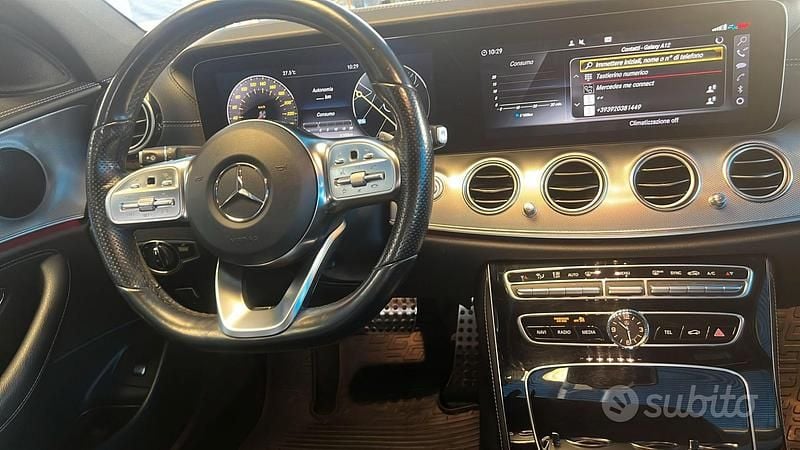 Usata Mercedes E220 Avantgarde 170 CV (125 kW) 2019 Grigio Berlina