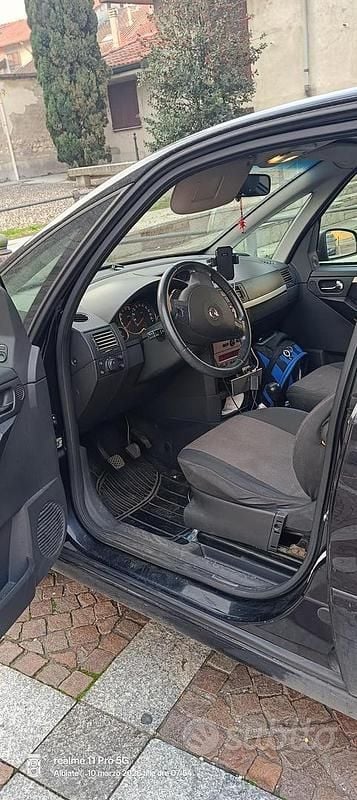 Usata Opel Meriva 101 CV (74 kW) 2008 Nero Monovolume
