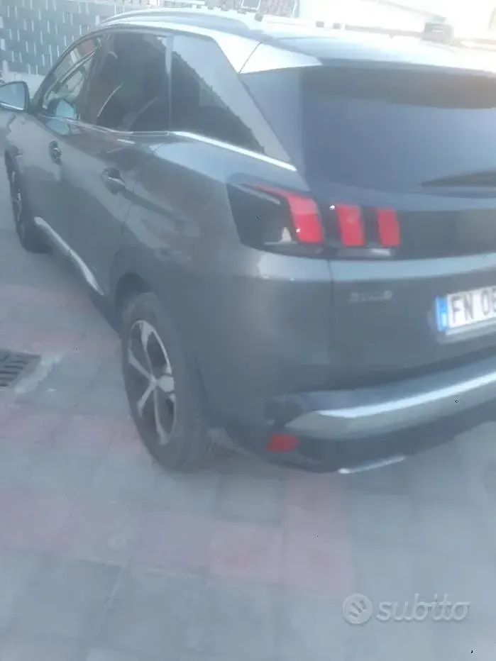 Usata Peugeot 3008 GT-line 131 CV (96 kW) 2018 Grigio SUV