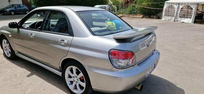 Usata Subaru Impreza 230 CV (169 kW) 2006 Grigio Berlina