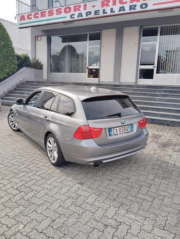 Usata BMW 318 M Sport 143 CV (105 kW) 2010 Station wagon