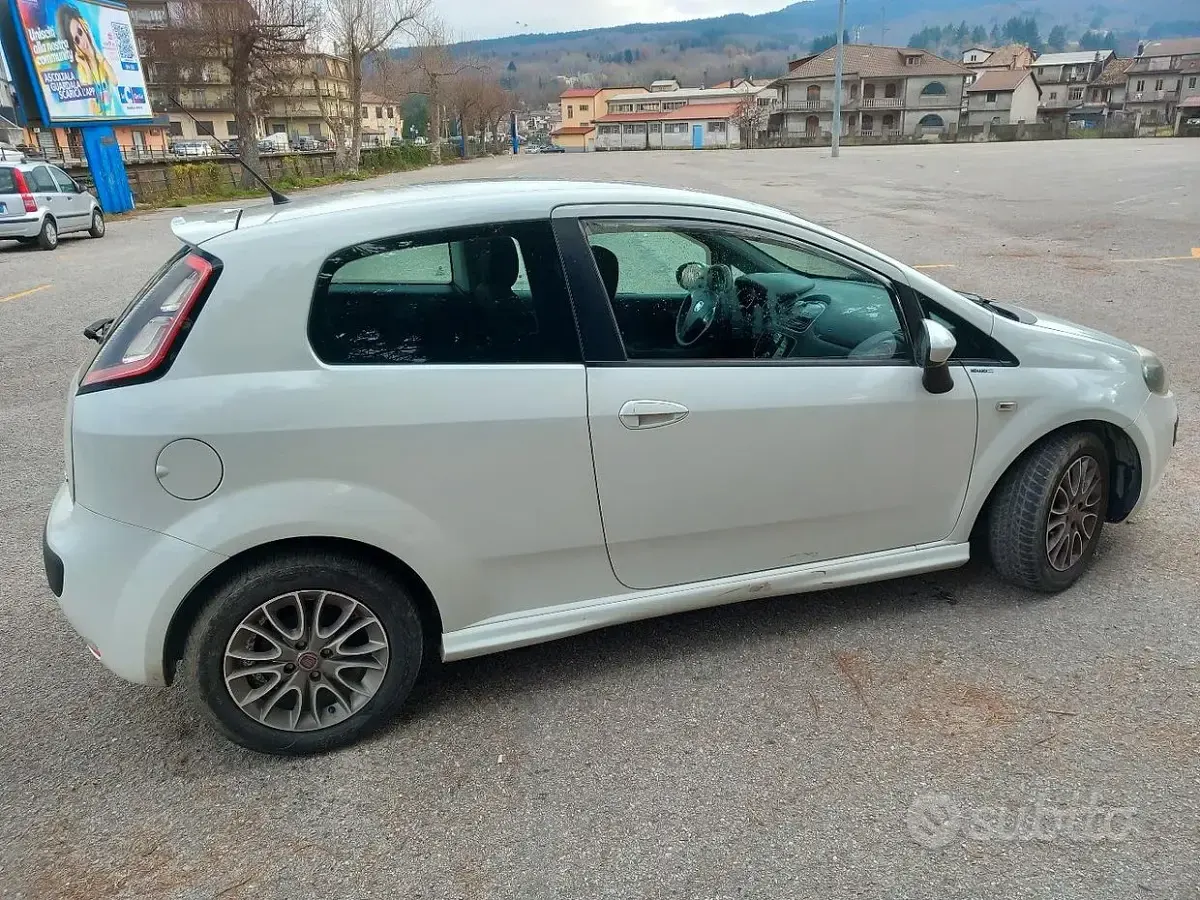 Usata Fiat Punto Evo 75 CV (55 kW) 2016 Utilitaria