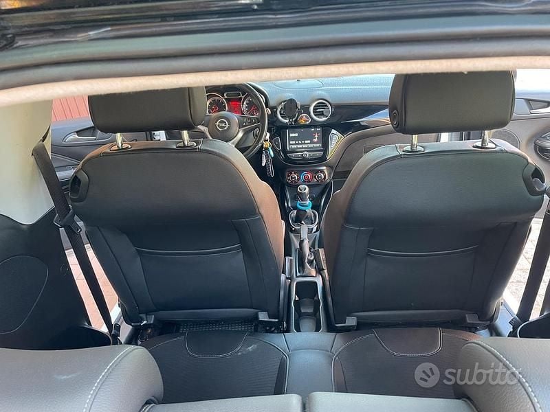 Usata Opel Adam 87 CV (63 kW) 2017 Bianco Utilitaria