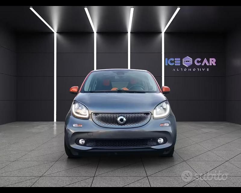 Usata Smart ForFour Edition #1 71 CV (52 kW) 2016 Grigio Utilitaria