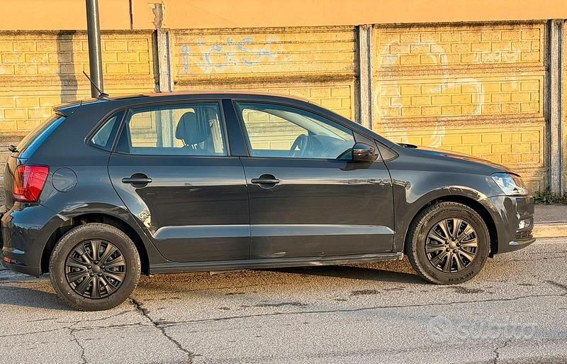Usata VW Polo 2014 Grigio Utilitaria