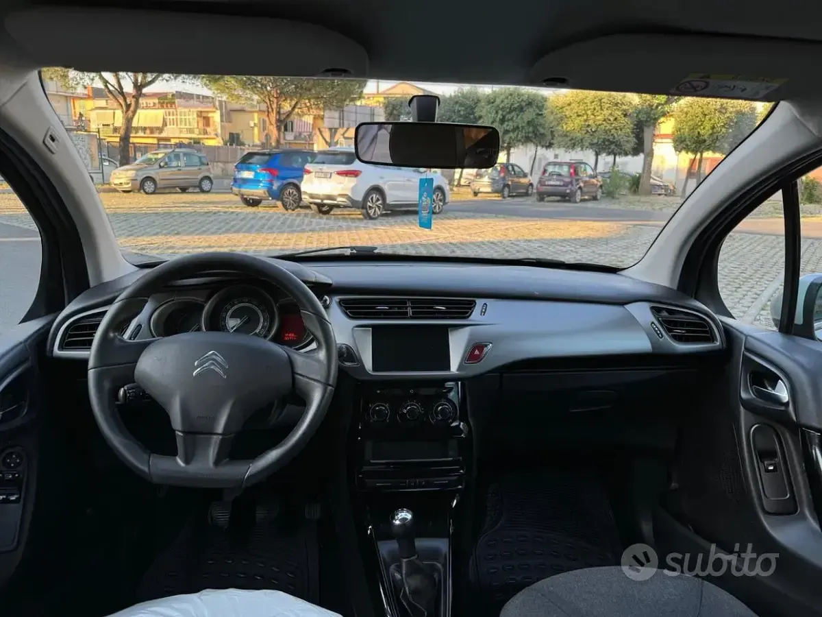Usata Citroën C3 Live 75 CV (55 kW) 2016 Grigio Berlina