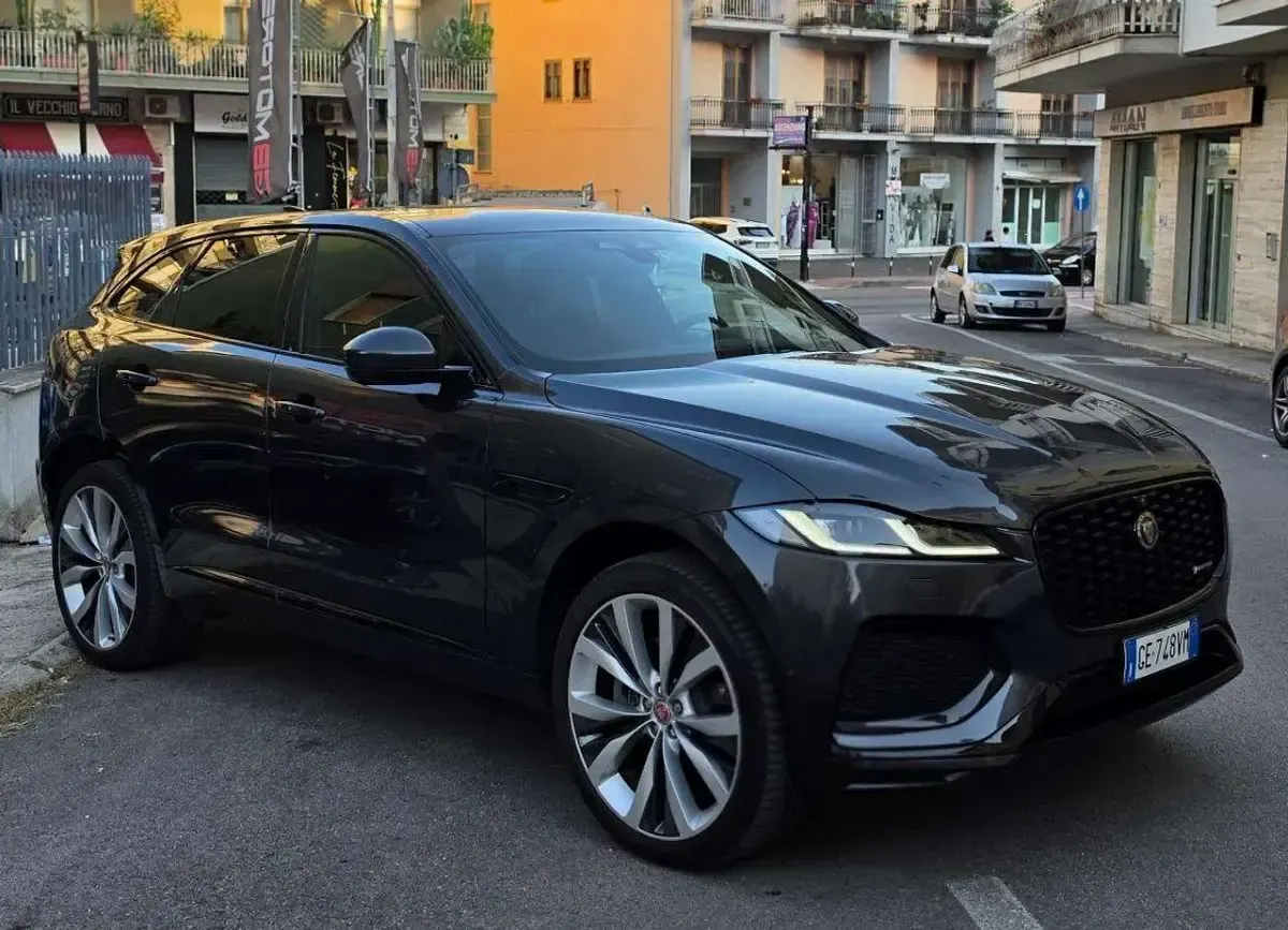 Usata Jaguar F-Pace R-Sport 300 CV (220 kW) 2021 Bianco SUV