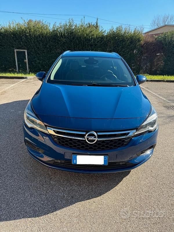 Blu Usata 2018 Opel Astra Station wagon | 6800 € (Super prezzo) - Immagine 1/4
