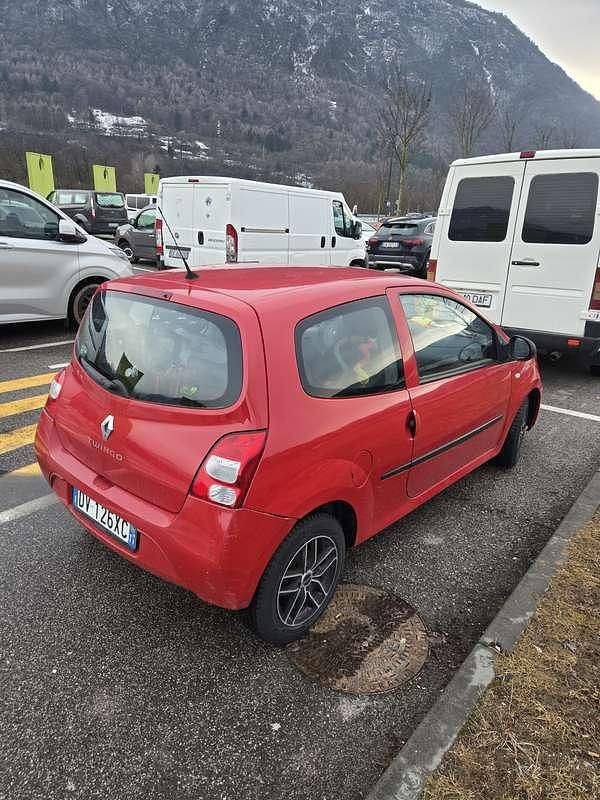Usado Renault Twingo 76 HP (55 kW) 2009 Vermelho Citadino