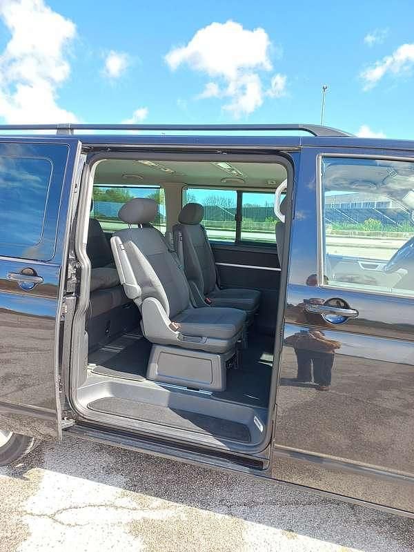 Usata VW Multivan Comfortline 140 CV (102 kW) 2012 Nero Furgone