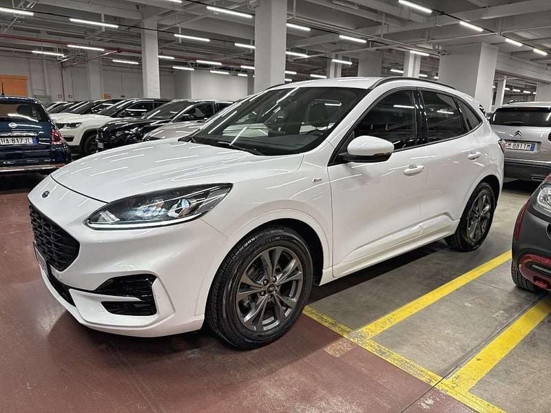 Usata Ford Kuga ST-Line 120 CV (88 kW) 2022 Bianco SUV