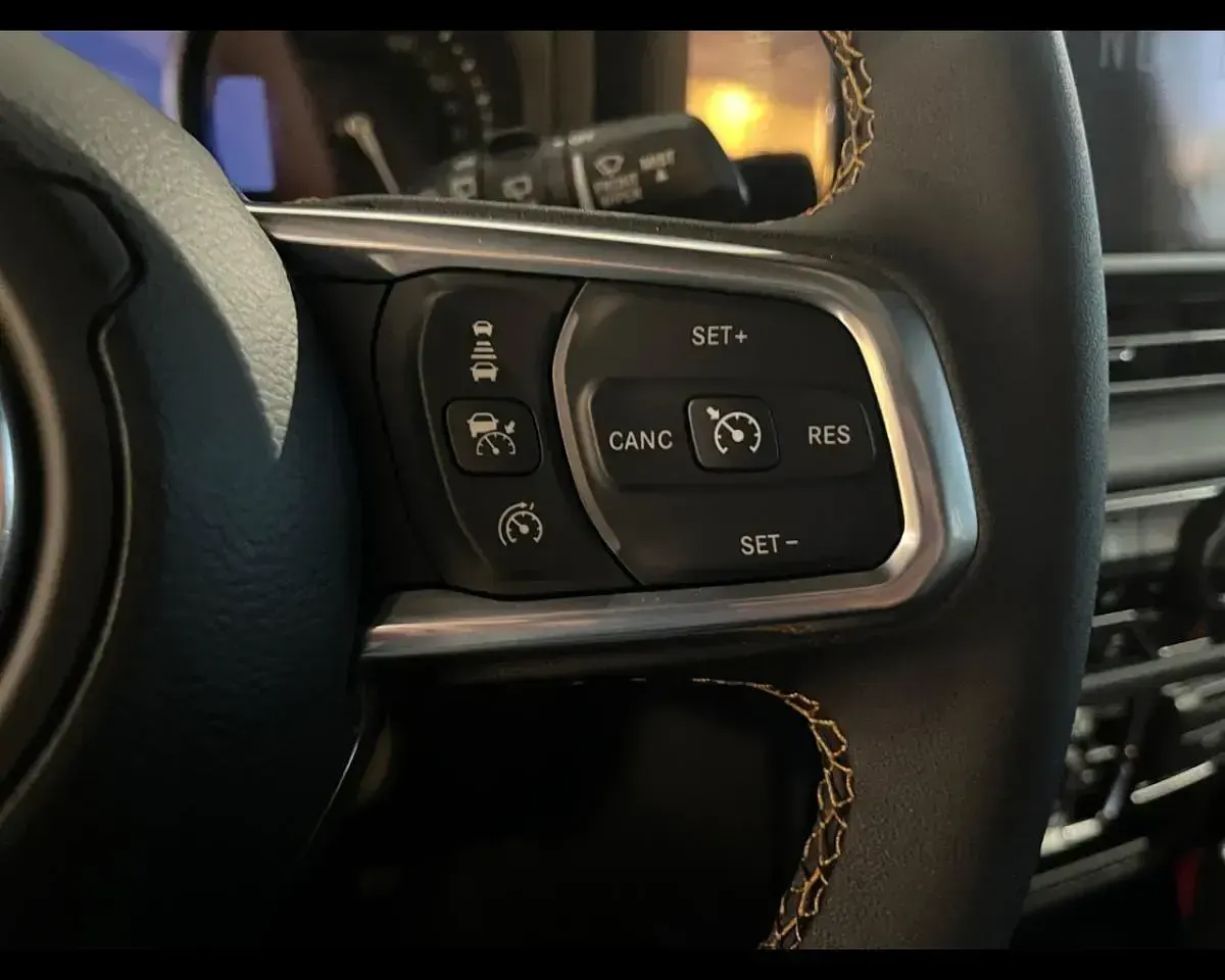 Nuova Jeep Wrangler Sahara 2025 Argento SUV