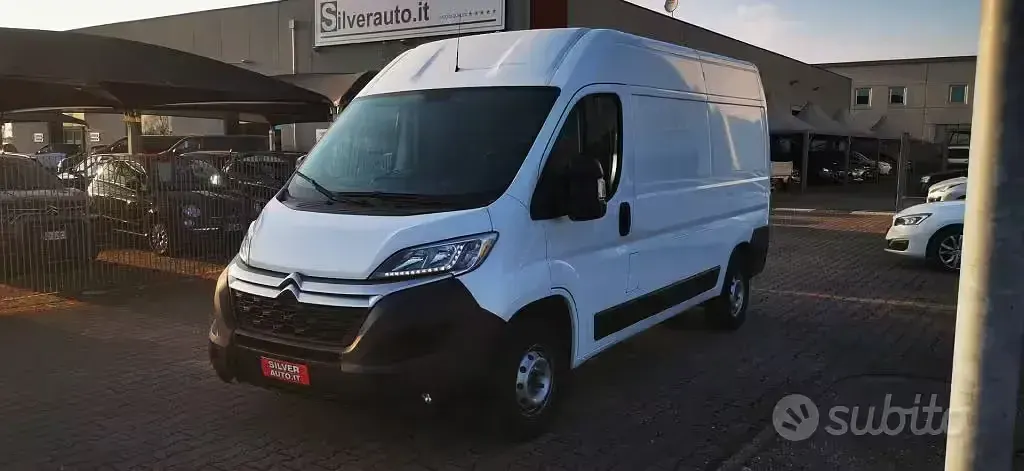 Usata Citroën Jumper 140 CV (102 kW) 2020 Bianco pastello Monovolume