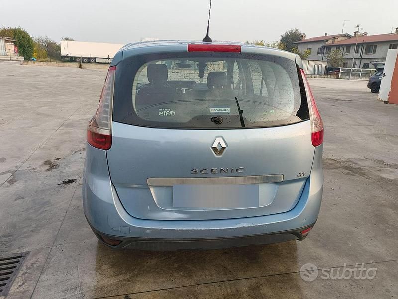 Usata Renault Scénic III 110 CV (80 kW) 2010 Monovolume