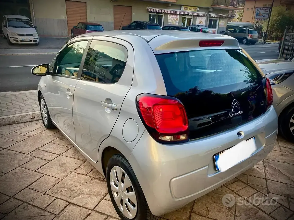 Usata Citroën C1 Feel 72 CV (52 kW) 2021 Grigio Utilitaria