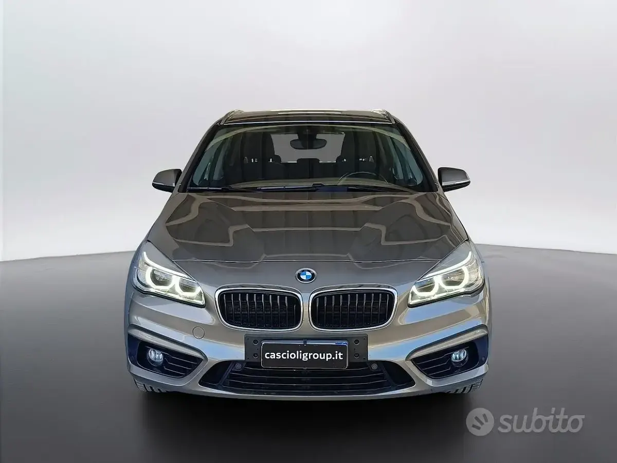 Usata BMW 218 Performance 150 CV (110 kW) 2015 Grigio Station wagon