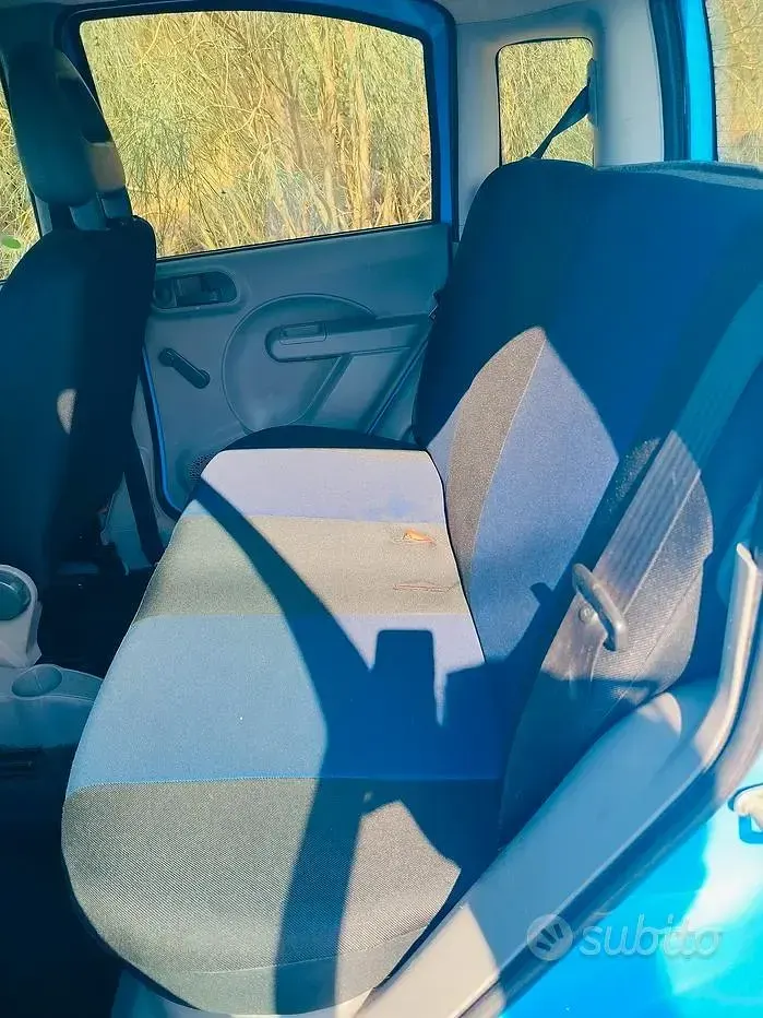 Usata Fiat Panda 4x4 60 CV (44 kW) 2006 Bluazzurro Utilitaria