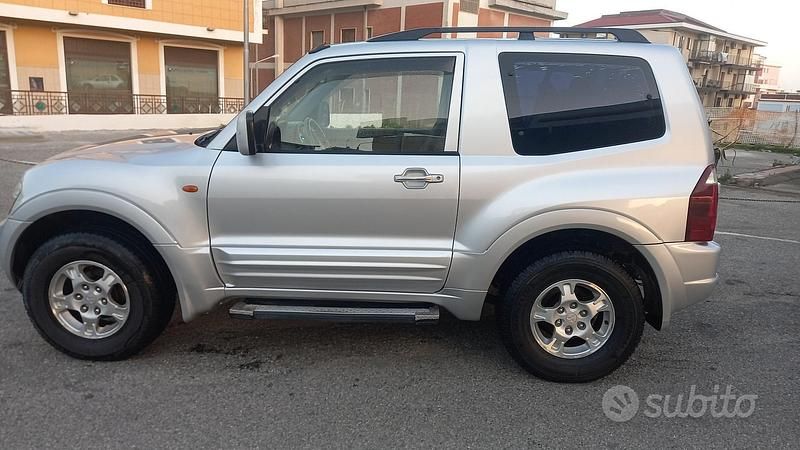 Usata Mitsubishi Pajero 2000 SUV