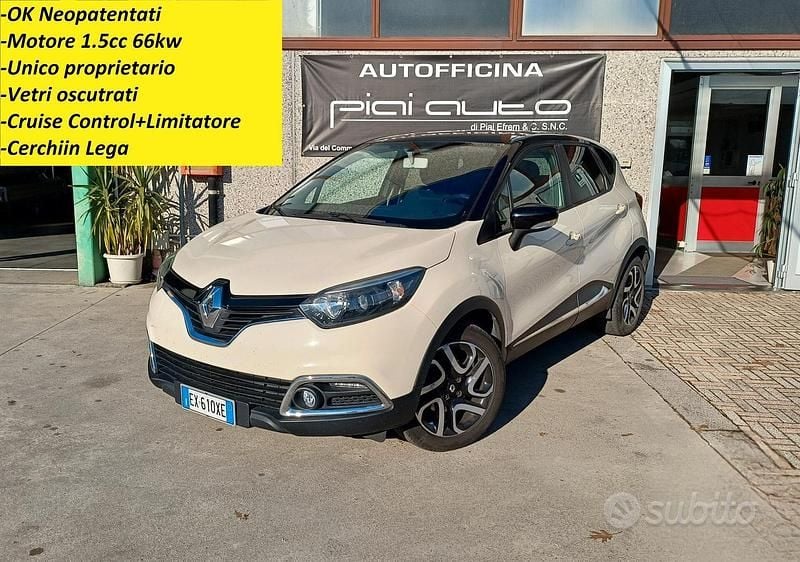 Usata Renault Captur 90 CV (66 kW) 2014 Beige SUV