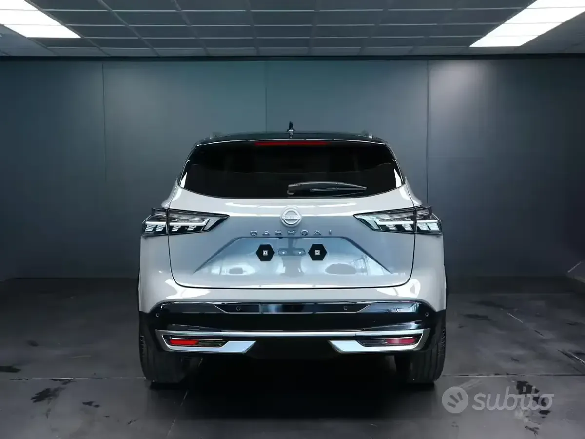 Nuova Nissan Qashqai Tekna+ 158 CV (116 kW) 2026 Grigio SUV