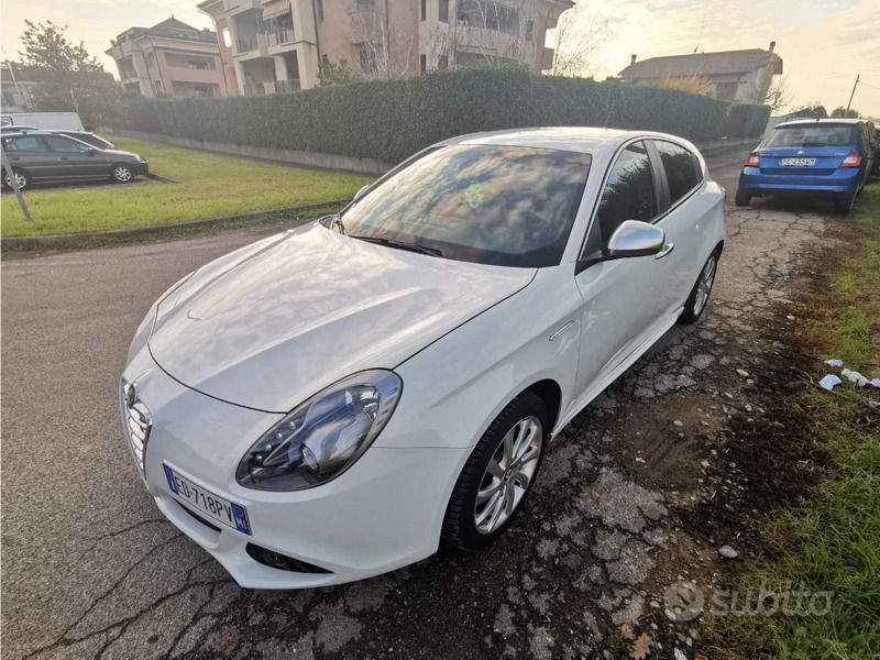 Usata Alfa Romeo Giulietta 120 CV (88 kW) 2010 Bianco Utilitaria