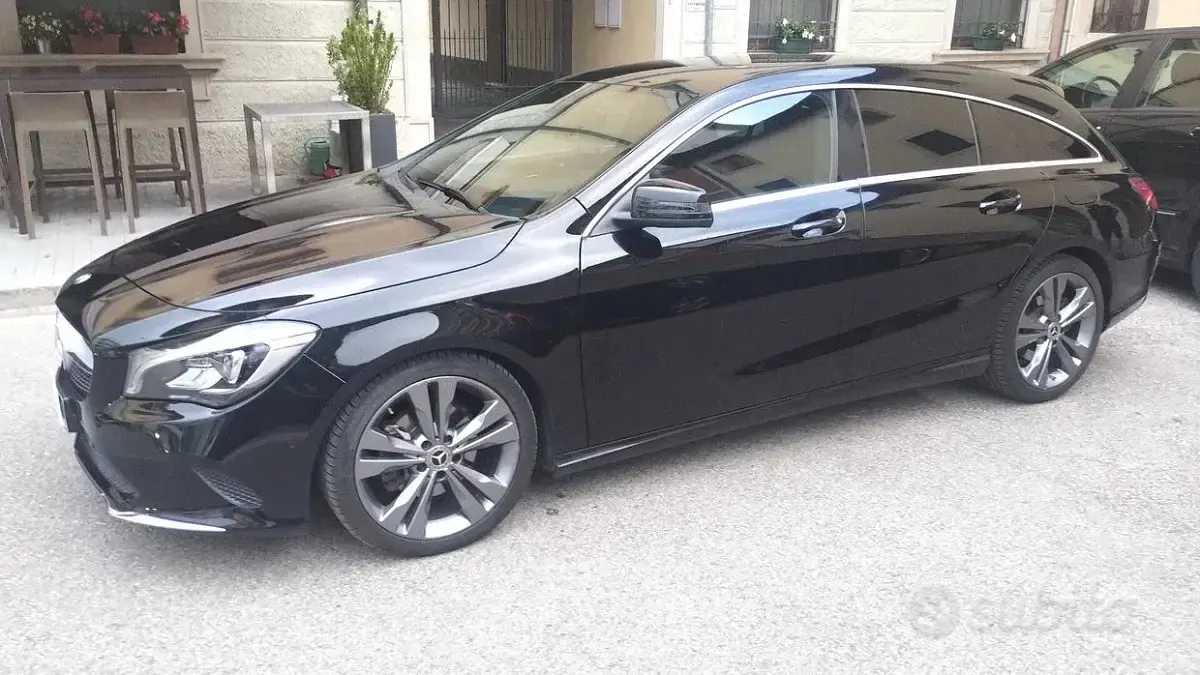 Usata Mercedes CLA200 Executive 136 CV (100 kW) 2017 Nero Coupé