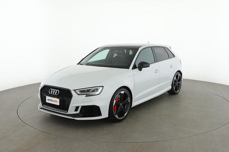 Bianco Usata 2017 Audi RS3 Tre volumi | 38.199 € (Buon prezzo) - Immagine 1/4