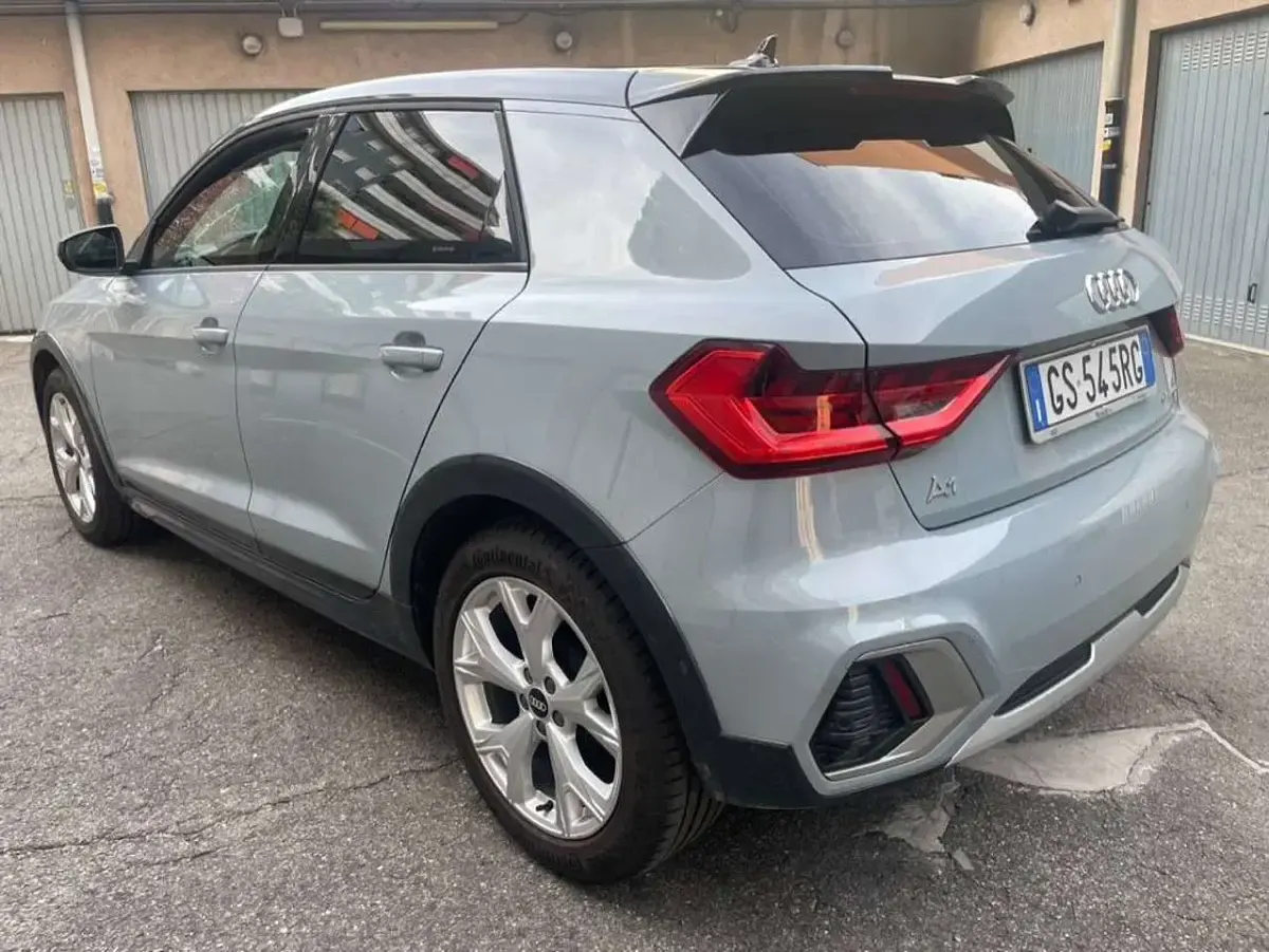 Usata Audi A1 Business 95 CV (69 kW) 2024 Grigio SUV