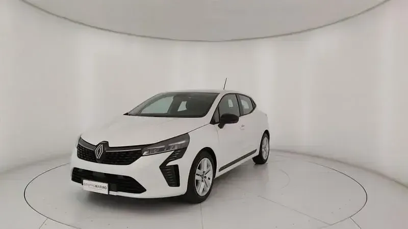 Usata Renault Clio V Evolution 101 CV (74 kW) 2024 Bianco Utilitaria