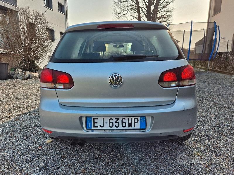 Usata VW Golf VI Highline 122 CV (89 kW) 2011 Grigio Utilitaria