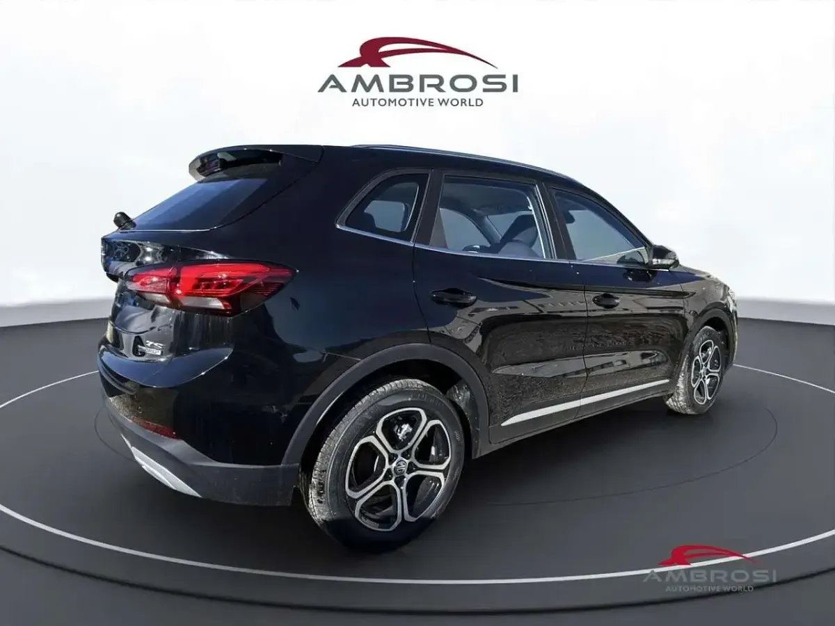 Nuova MG ZS Comfort 197 CV (144 kW) 2026 British green SUV
