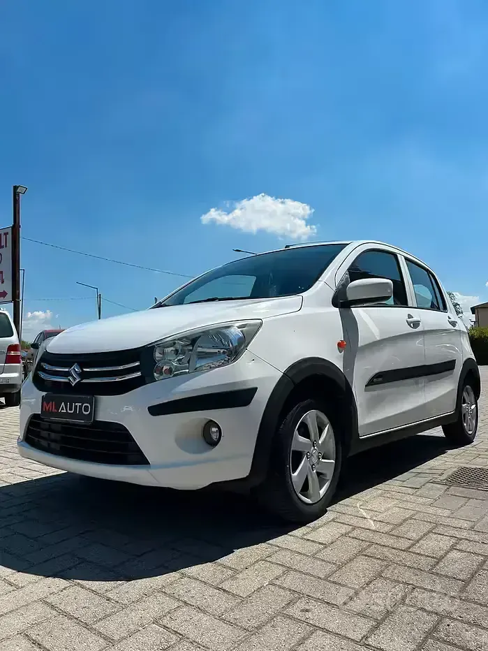 Usata Suzuki Celerio Style 68 CV (50 kW) 2017 Bianco Utilitaria