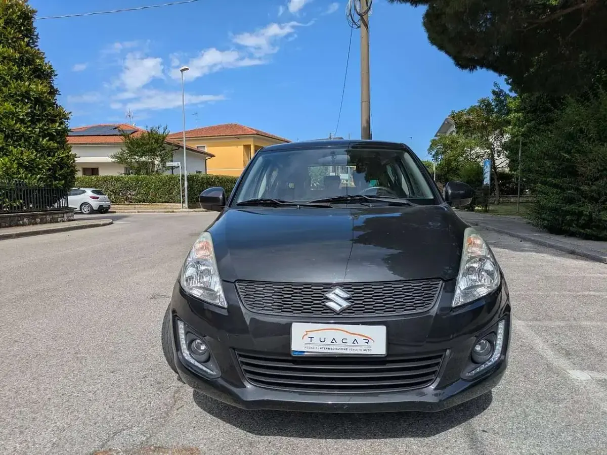 Usata Suzuki Swift 94 CV (69 kW) 2017 Nero Utilitaria