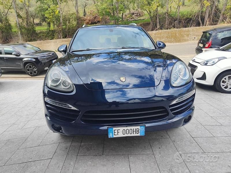 Usata Porsche Cayenne 240 CV (176 kW) 2011 Blu/azzurro SUV