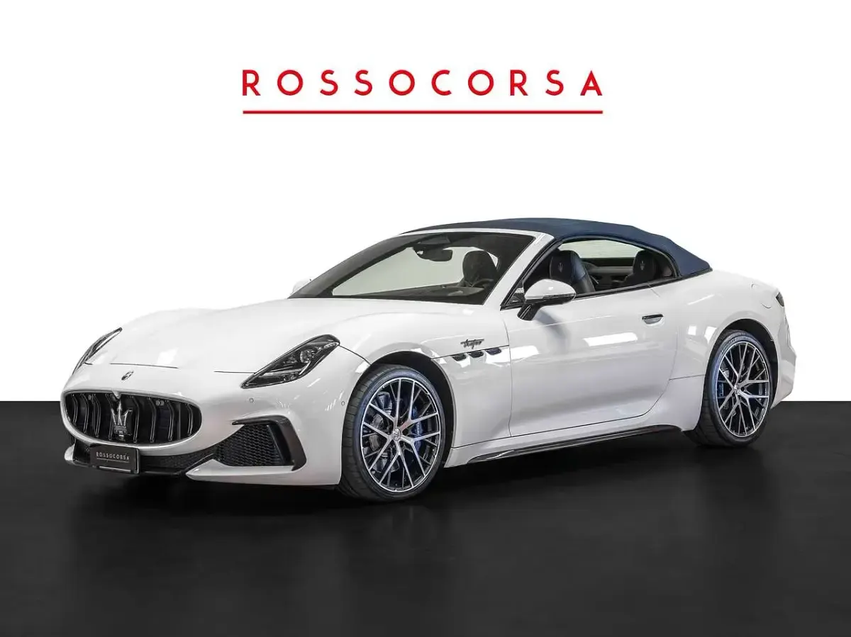 Usata Maserati GranCabrio 549 CV (403 kW) 2025 Bianco Cabrio