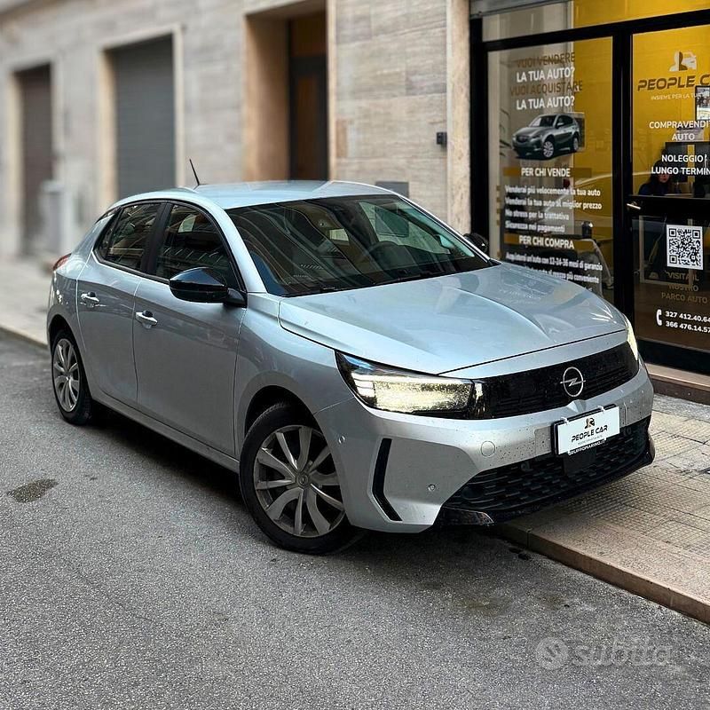 Grigio Usata 2024 Opel Corsa Berlina | 11.900 € (Super prezzo) - Immagine 1/4